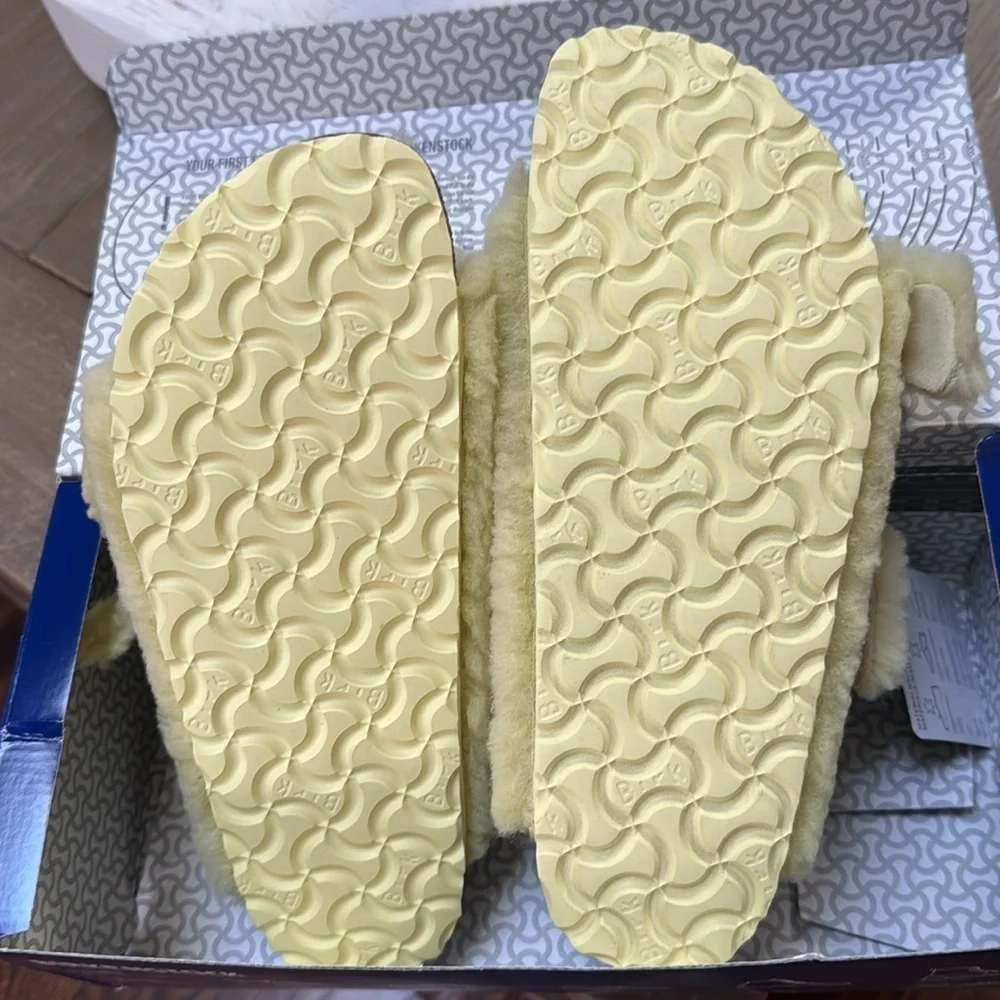 Birkenstock Arizona Teddy Big Buckle Yellow Shearling Sandals 38 39 Narrow NIB